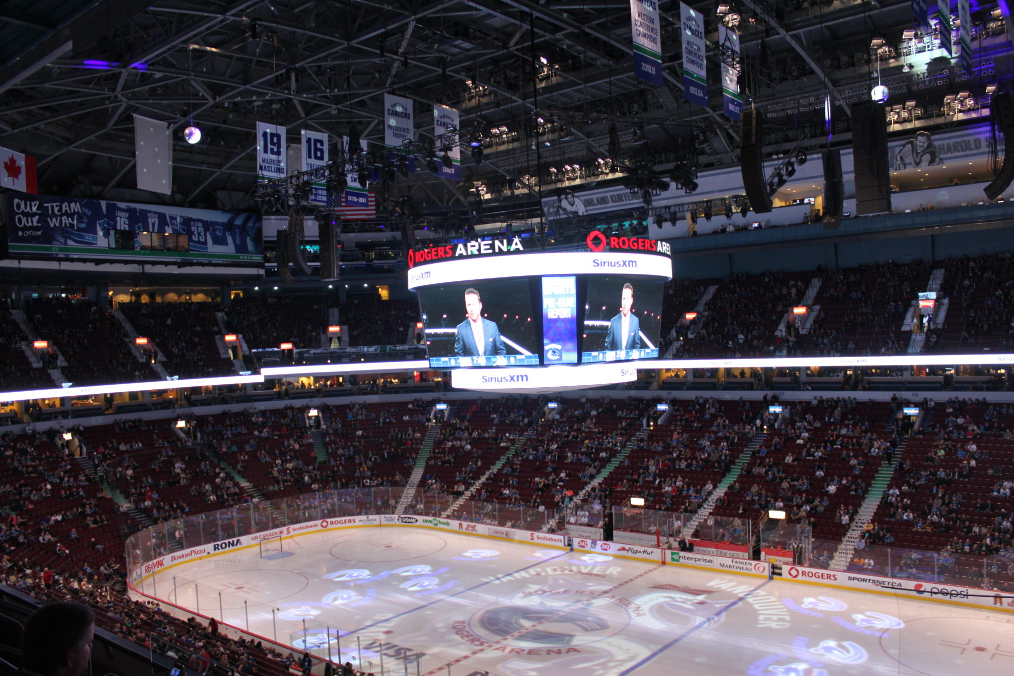 match-hockey-vancouver